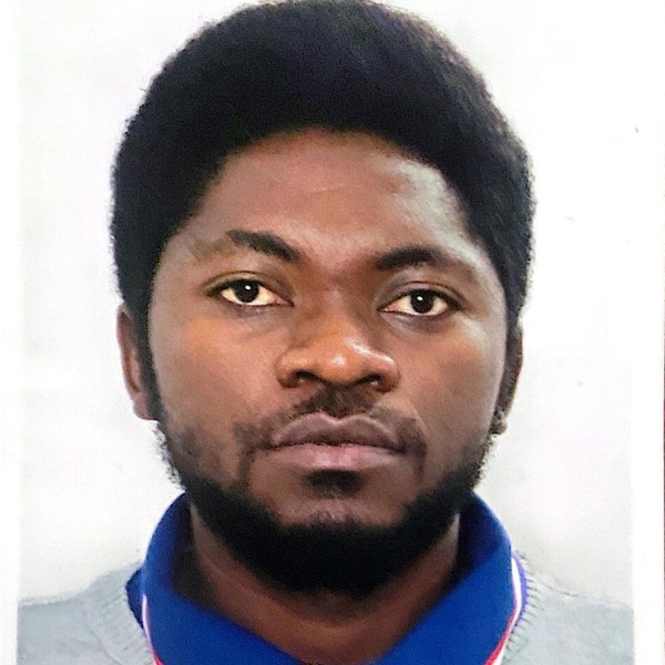 Adelson Fernando Ntyamba - Professor de matemática - Covilhã