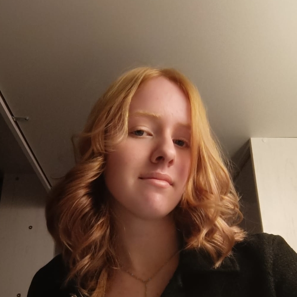 Freya - Prof d'allemand - Saint-Genis-les-Ollières