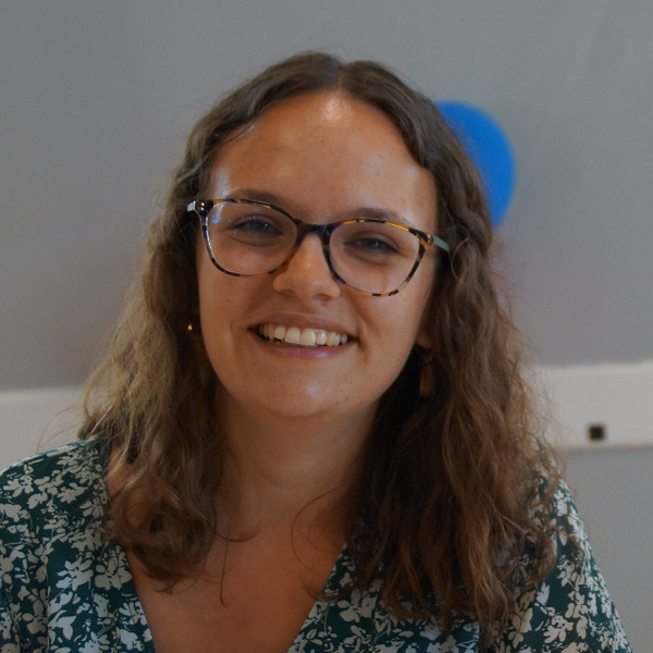 Constance - Prof de maths - Villeneuve-la-Comtesse