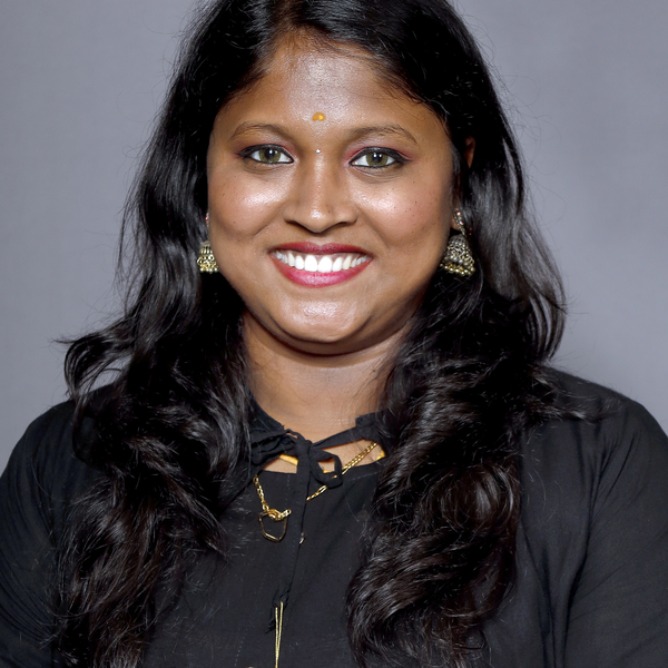 Anushaya - English tutor - Dubai
