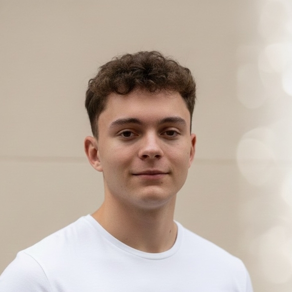 Nathan - Prof de français - Amancy