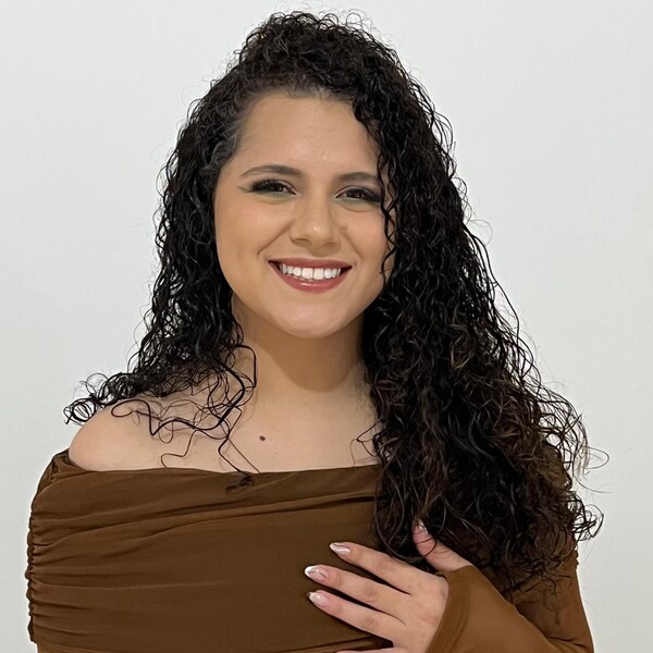 Elisa - Prof de inglês - Campina do Siqueira
