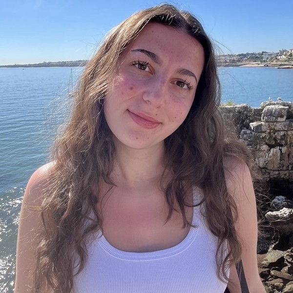 Lona - Prof d'aide aux devoirs - Tournan-en-Brie