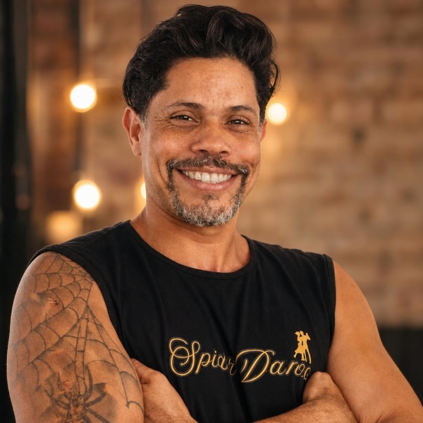 Aranha - Professor de iniciação à dança - Parque Bahia