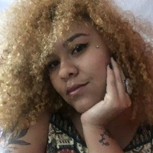 Letícia - Professor de português para estrangeiros - 