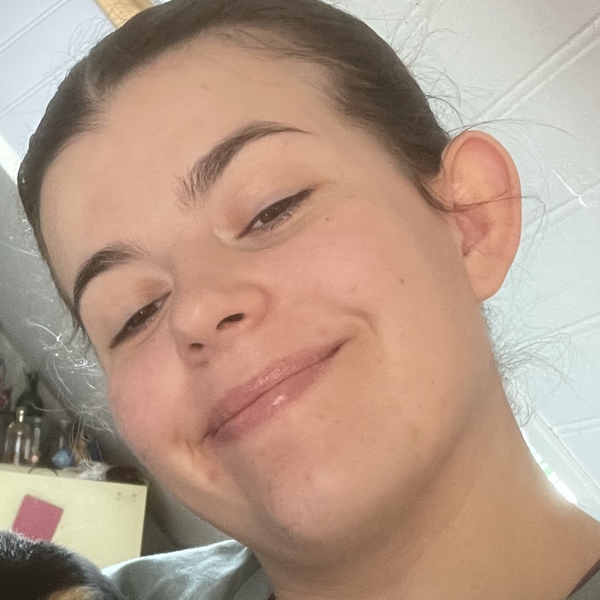 Julianne - Prof de maths - Saint-Marcel