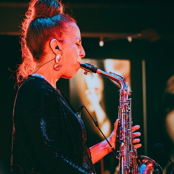 Nasha - Prof saxofón - Madrid