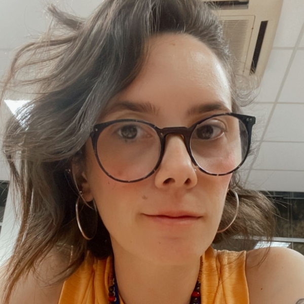 Erika - Professor de português para estrangeiros - Campestre