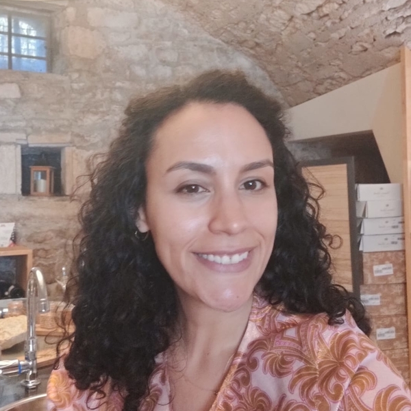 Cindy - Prof de portugais brésilien - Clichy