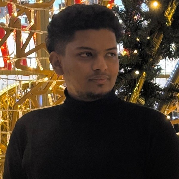 Praveen - Prof d'échecs - Paris