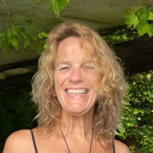 Ruth - Prof de portugais brésilien - Villaz