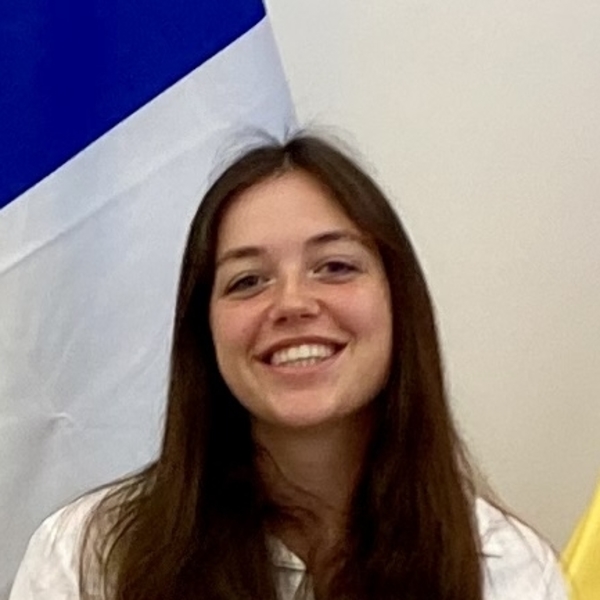 Valentine - Prof de français - Rosières-en-Santerre