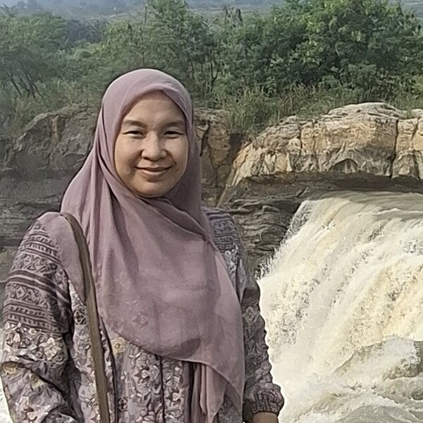 Rohmaria - Guru akuntansi - Kecamatan Makasar