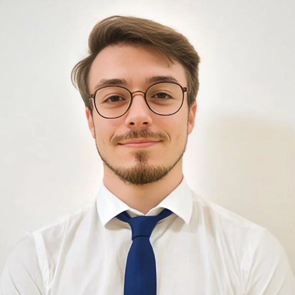 Iver - Guitar tutor - Burnaby