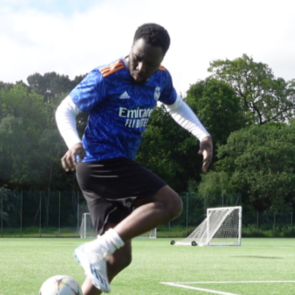 Efosa - Soccer coach - Kirkcaldy