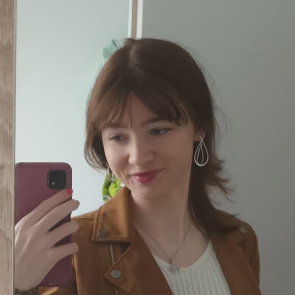 Léa - Prof de français - Rinxent