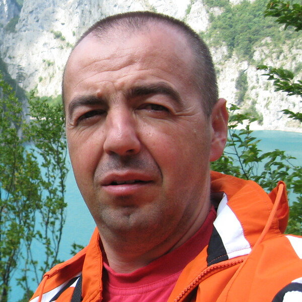 Veljko - nastavnik matematike - Sarajevo