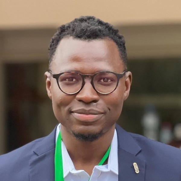 Yakini - Prof de programmation - Toulouse