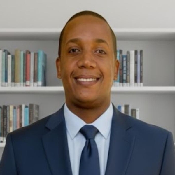 Victor Manuel - prof de Química - Madrid