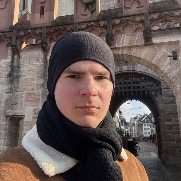 Денисенко - Prof de maths - Genève