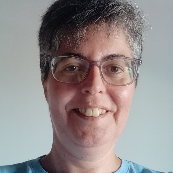 Carla - Prof de compréhension orale - portugais - Bulle