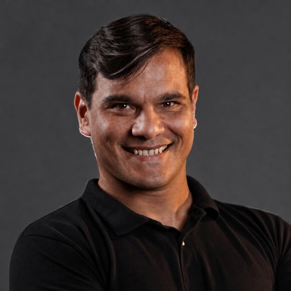 Rodrigo Hernán - Professor de surfe - 