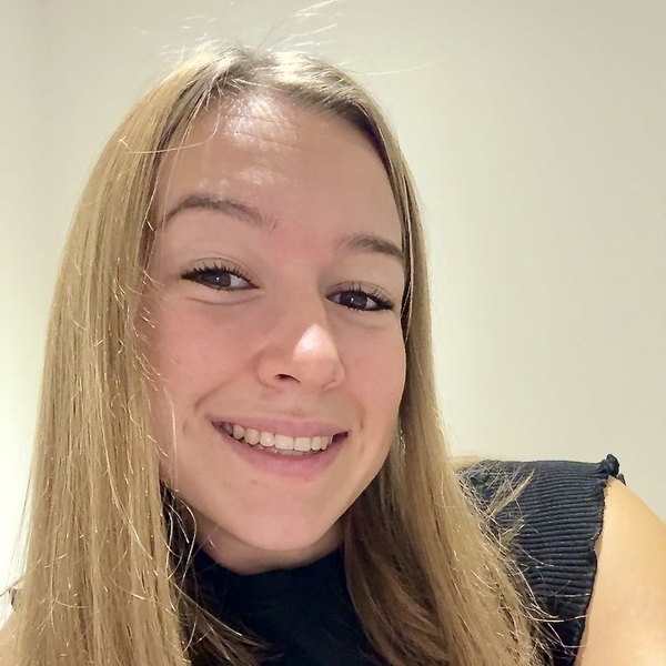 Lou - Prof de méthodologie - Eyzin-Pinet