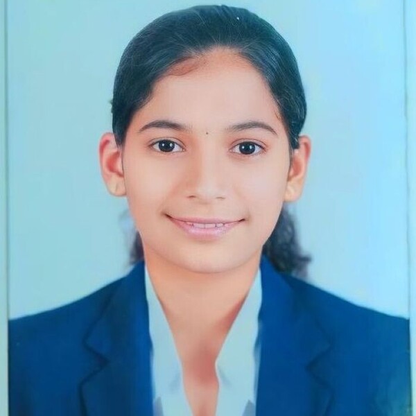 Sanika - Computer programming tutor - Pune