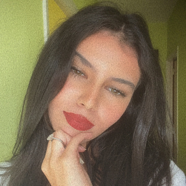 Meryem - Prof de français - Sainte-Savine