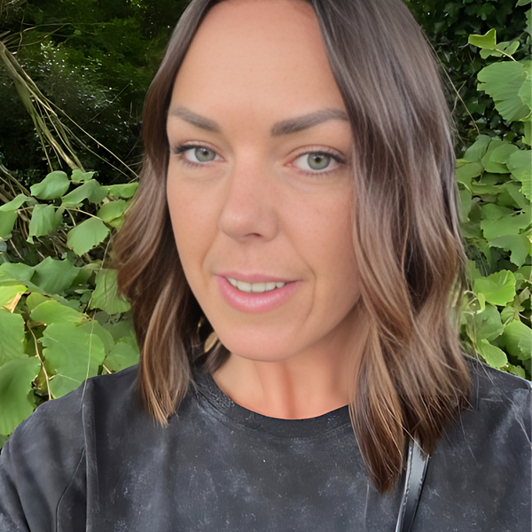 Isla - Computer programming tutor - York