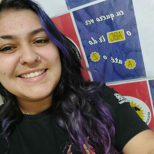 Sarah - Professor de Matemática - Parque Neide