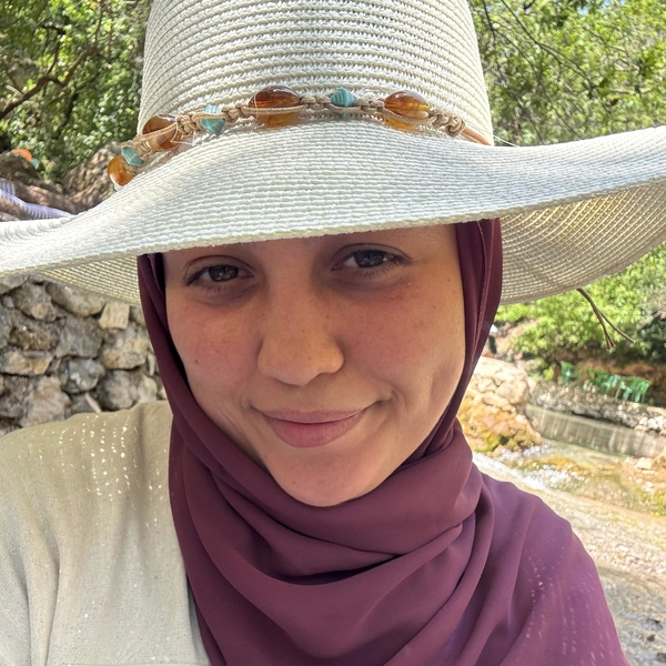 Fadwa - Prof d'arabe - Metz