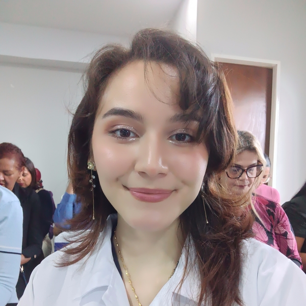 Luciana - tutor académico - Montevideo