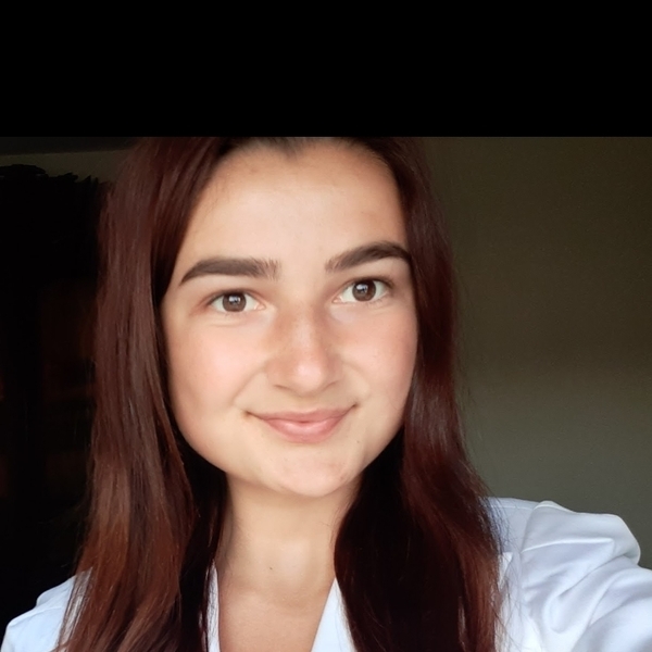 Jeanne - Prof de français - Versailles