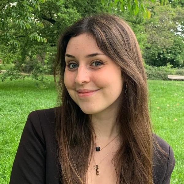 Coralie - Prof d'histoire - Lyon