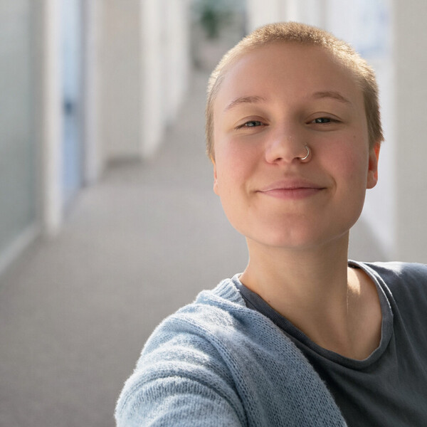 Luna - Englischlehrerin - Bochum