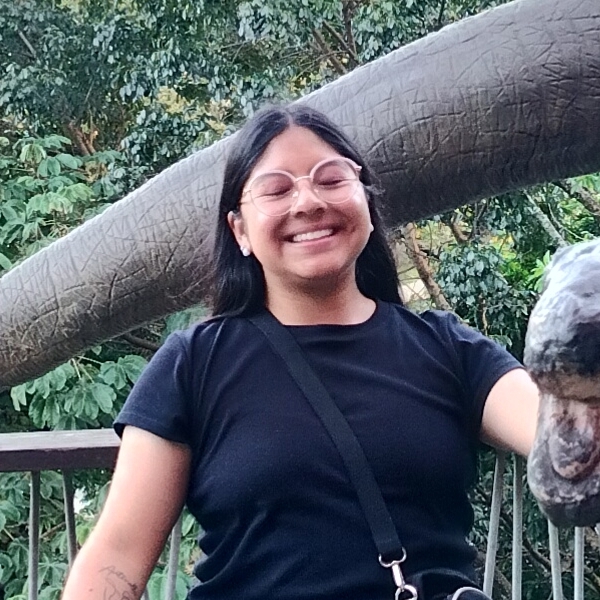 Mari - Profe de ciencias sociales - Manizales