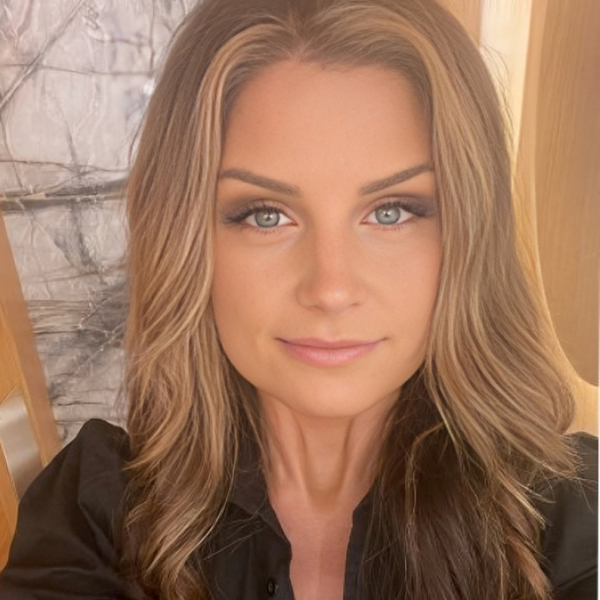 Jasmine - Piano tutor - San Diego