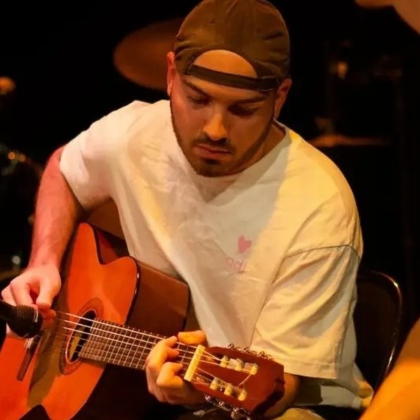 Mathieu - Prof de guitare - Villeurbanne