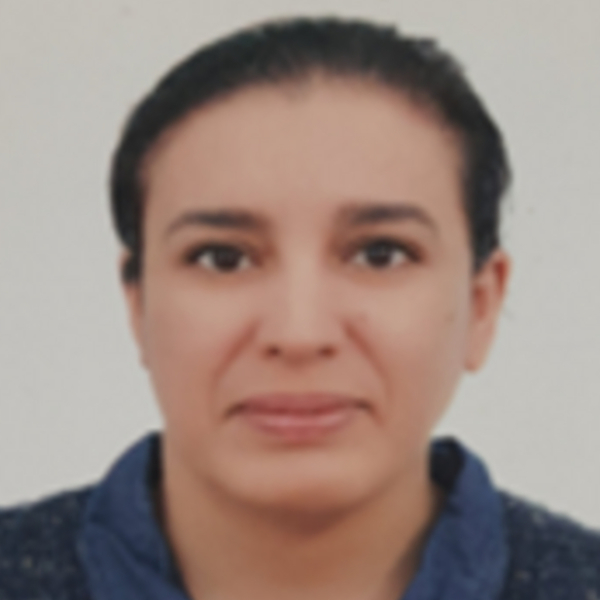 Fatima - Prof de maths - Nîmes