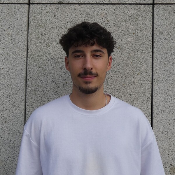 Francisco - Professor de ciências naturais - Pedrouços
