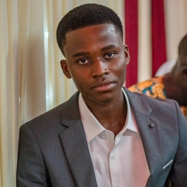 Luc - Prof de maths - Marseille 9e