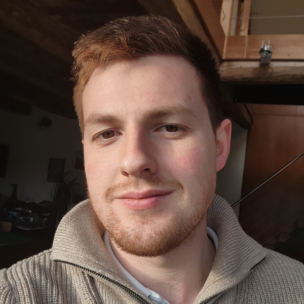 Yohan - Prof de bureautique - Lorient