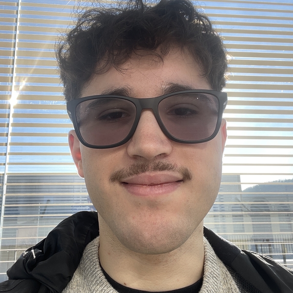 Francesco - Prof de maths - Mezzovico-Vira