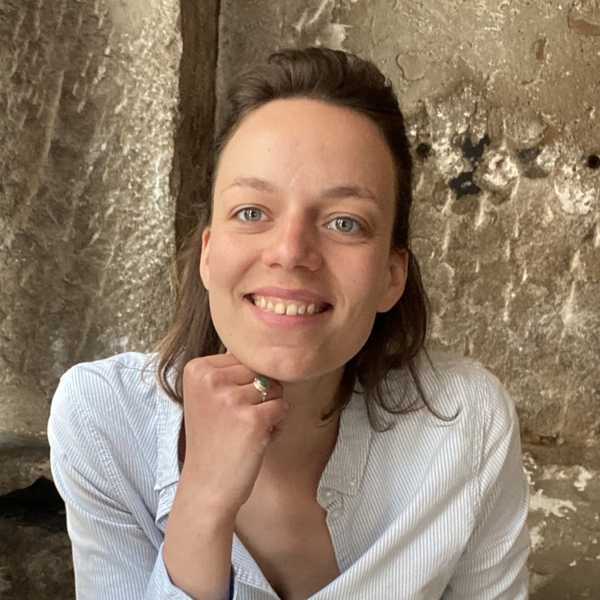 Adelaide - Prof d'histoire - Paris 17e