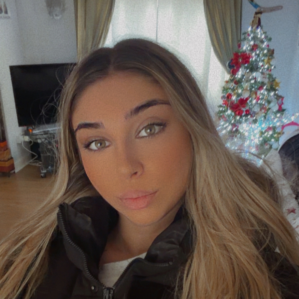 Michelle - Italian teacher - Evesham