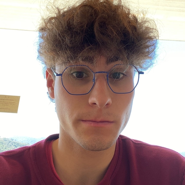 Biel - Prof d'espagnol - Bouguenais