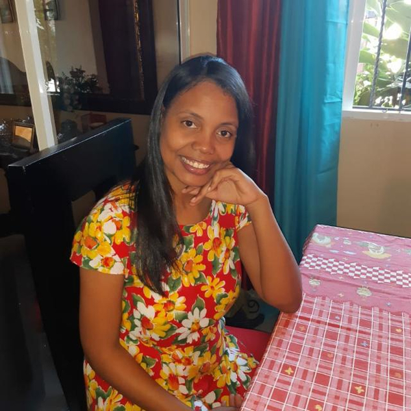 Yadira - profesor de ciencias sociales - Puerto Plata