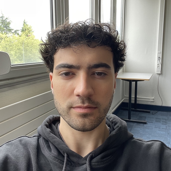 Antoine - Prof de modélisation 3d - Le Mans