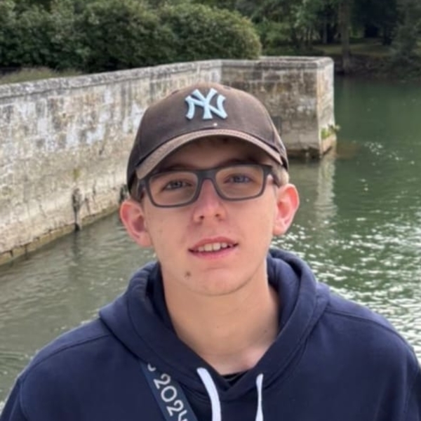 Gabriel - Prof d'aide aux devoirs - Paris 18e